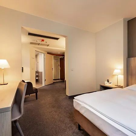 Ramada By Wyndham Graz 4* Unterpremstätten