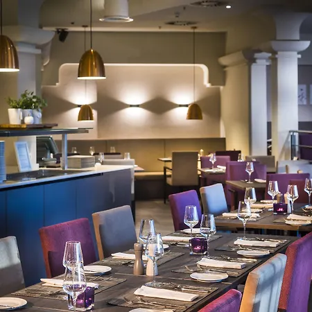 Ramada By Wyndham Graz Otel