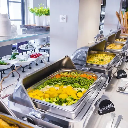 Ramada By Wyndham Graz 4* Unterpremstätten