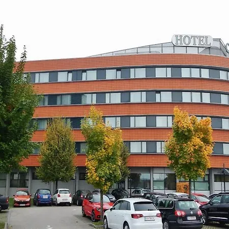 Ramada By Wyndham Graz 4*