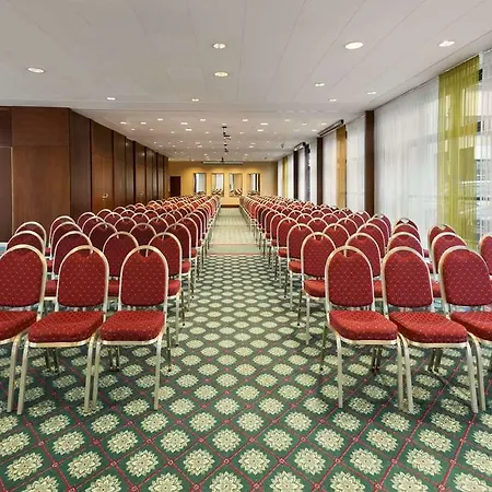 Ramada By Wyndham Graz Hotel Unterpremstätten