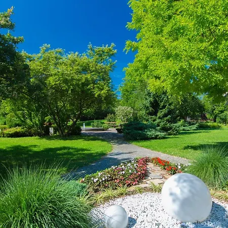 Ramada By Wyndham Graz 4*