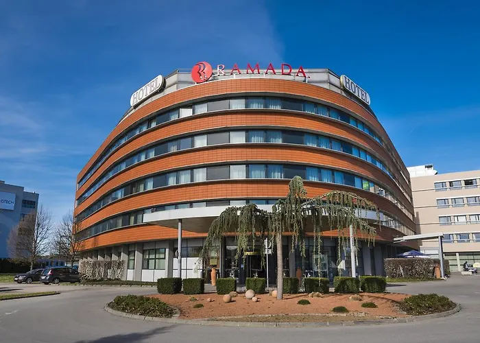 Ramada By Wyndham Graz Hotel